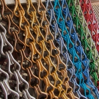 Rideau en maille métallique à maillons en aluminium décoratif de couleur personnalisée pour façade de bâtiment, plafond de restaurant, cloisons intérieures