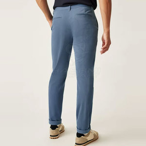 Pantalones Chinos Clásicos Esenciales con Toque Moderno para Hombre, Corte Ajustado, Tela Elástica Resistente, Perfectos para el Trabajo y un Estilo Casual - Product Image 4