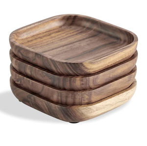 Posavasos de madera rústicos, cuadrados y redondos, hechos a mano, para proteger bebidas. - Product Image 5