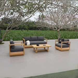 Juego de Muebles de Jardín de Teca Premium de 4 Piezas con Cojines, Estilo Mallorca - Product Image 1