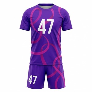 Uniforme de Fútbol Sublimado Personalizado 100% Poliéster, Jersey de Fútbol con Diseño en Espiral Rosa Púrpura, Transpirable, de Secado Rápido y Antibacteriano - Product Image 1