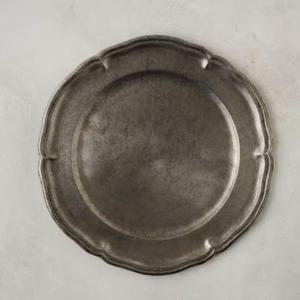 Plato de Latón de 30 cm con Diseño Floral, Artesanía en Metal, Apto para Alimentos, Estilo Americano, Vajilla Plateada para Eventos - Product Image 4