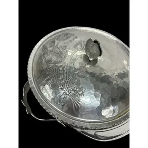 Casserole classique en acier inoxydable robuste |   Durable et antiadhésif avec une finition élégante - Product Image 3