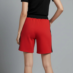 Shorts de survêtement en coton épais de qualité supérieure pour femme, broderie personnalisée, taille haute, coupe ample, décontracté, avec panneau latéral rouge – Vente en gros - Product Image 4