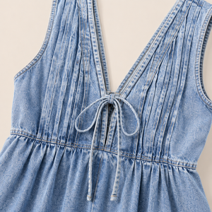 Mono vaquero sin mangas con cuello en V para mujer, con pliegues en el busto, cintura alta y cordón ajustable, ideal para playa y verano, venta al por mayor OEM ODM - Product Image 2