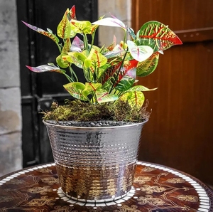Ensemble de pots de fleurs en métal modernes et durables, jardinières d'intérieur, finition martelée couleur cuivre, utilisation sur bureau, design minimaliste, MORADABAD ART - Product Image 6