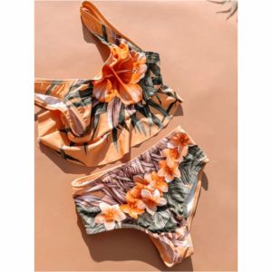 Conjunto de Trajes de Baño Familiares Personalizados con Estampado Floral, Trajes de Baño Tropicales para la Playa - Product Image 4