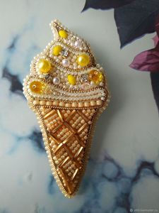 Broche florale brodée à la main avec perles pour accessoires vestimentaires, broche exquise brodée à la main avec perles de qualité supérieure - Product Image 5