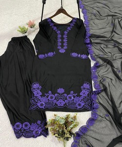 เสื้อปาเตียลาผ้าเครปไหมปักลายประณีต พร้อมผ้าคลุมไหล่ สไตล์ลำลอง ราคาขายส่ง เสื้อผ้าชาติพันธุ์ สีม่วง - Product Image 4