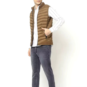 Gilet matelassé sans manches léger pour homme avec matériau résistant à l'eau et options de logo personnalisé Prix raisonnable Service OEM - Product Image 2
