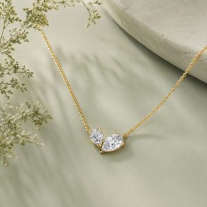 Collier pendentif élégant en or blanc 10K avec deux diamants de laboratoire taille poire, certifié IGI, cadeau de mariage de luxe - Product Image 5