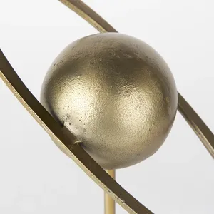 Figurine en aluminium plaqué or, orbe rond avec support anneau, décoration d'intérieur, style antique, finition polie, objet de collection - Product Image 6