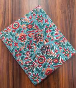 Tela de algodón estampada a mano de la India, tela de algodón suave con estampado a mano, proveedor mayorista de exportación, proveedor listo para pedidos al por mayor. - Product Image 5
