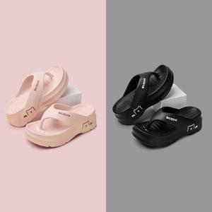 Chibear Chanclas con patrón de oso bordado para mujer, suela suave de EVA, sandalias informales cómodas para primavera/verano - Product Image 3