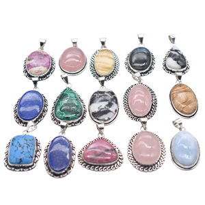 Lot de 5 Colliers Pendentifs Chrétiens Vintage en Laiton, Plaqué Argent 925, Sertissage Massif à la Cannelure, Pierres Précieuses Assorties - Product Image 5