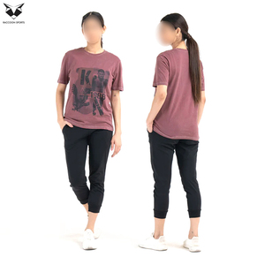 เสื้อผ้าผู้หญิง สวมใส่สบาย ดีไซน์โดดเด่น ผ้าคุณภาพดี เสื้อยืดแขนสั้น เสื้อผ้าลำลอง สั่งพิมพ์ลายปักได้ - Product Image 6