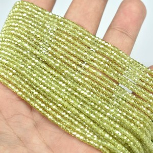 ลูกปัดเพทายสีเขียวอ่อนทรงรอนเดลเหลี่ยมเล็ก ขนาด 2.5 มม. ลูกปัดเพชรคิวบิกเซอร์โคเนียสำหรับทำเครื่องประดับ DIY สร้อยข้อมือ จำนวนมาก - Product Image 6
