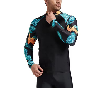 Camiseta de Compresión Unisex de Manga Larga con Protección UV, Sublimada, Transpirable, de Poliéster/Nailon para Adultos - Product Image 1