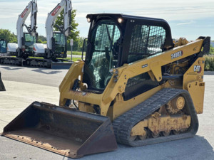 Achetez une chargeuse sur pneus Cat 249D3 de qualité supérieure, modèle 2023, capacité nominale de 45 tonnes, moteur puissant, service fiable, support rapide - Product Image 6