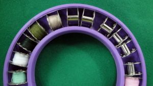 AA0231 Anillo para soporte de bobina |   Anillo de Silicona para Guardar Bobinas para Máquinas de Coser, Estilo Simple y Duradero, Color Morado y Azul - Product Image 6
