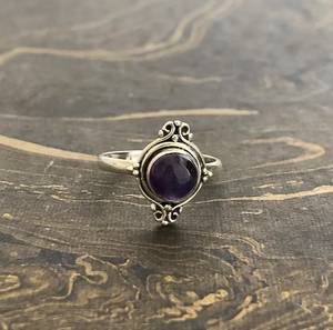 Bague unisexe vintage en améthyste (2,8 grammes) en argent sterling 925 avec sertissage clos pour usage quotidien - Product Image 4