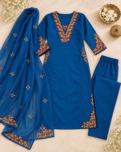 Ensemble de vêtements ethniques brodés pour femmes, trois pièces, bleu, kurta, pantalon, dupatta, tenue traditionnelle festive, fabricant en gros - Product Image 6