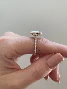 แหวนดีไซน์เนอร์แบบซ้อนได้ ทอง 14k เพชรทรงรี แหวนหมั้นแบบฝังเพชรแบบ Pave Setting เครื่องประดับผู้หญิงสุดคลาสสิก - Product Image 3
