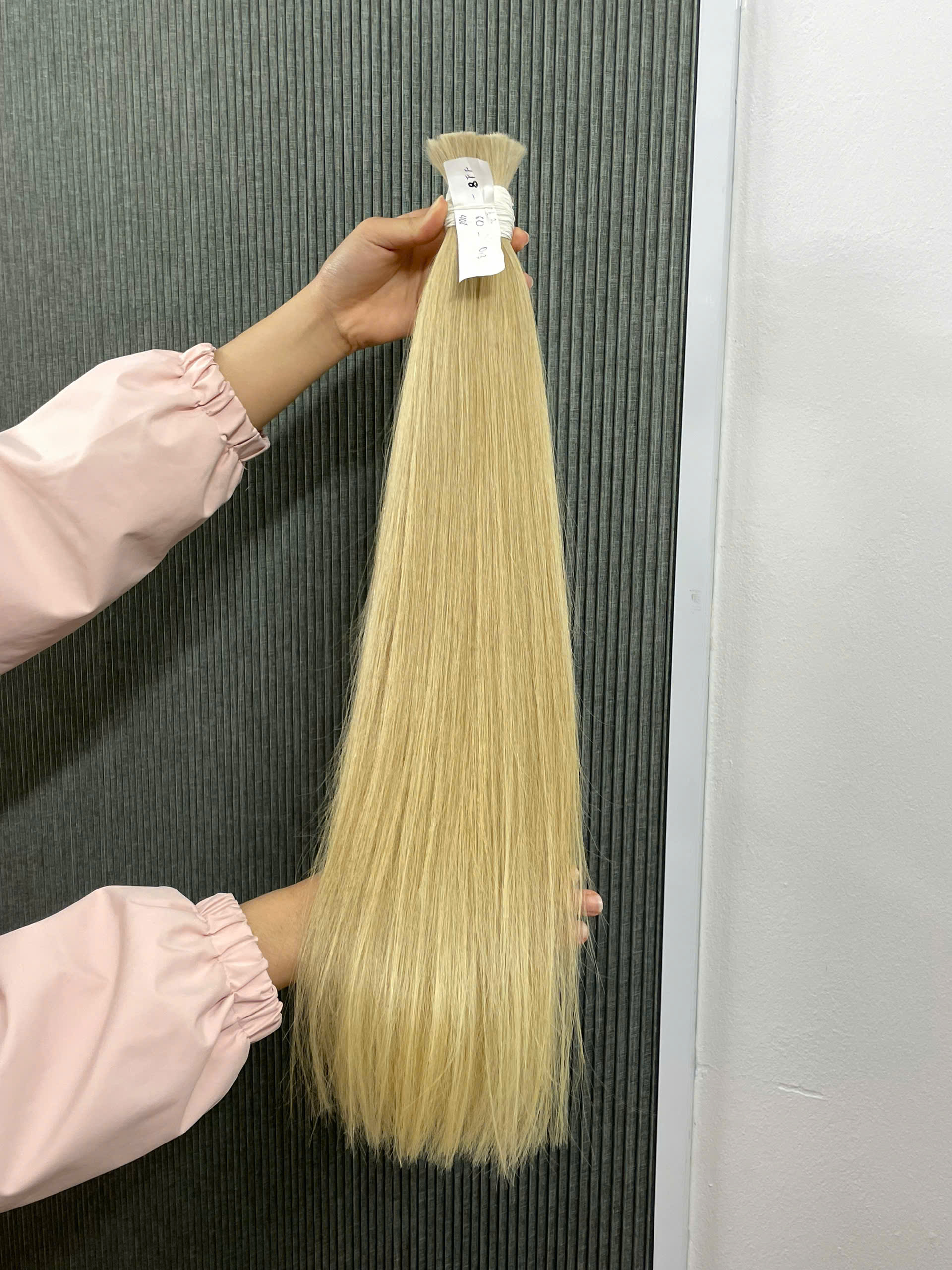blond