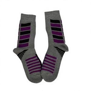 Calcetines Deportivos Transpirables de Secado Rápido para Hombre Rudra Apparels, Calcetines Casuales de Primavera de Algodón Grueso Tejido con Spandex y Nailon - Product Image 1