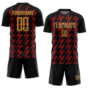 Ensemble Maillot et Short de Football Noir et Rouge Éclair, 100% Polyester, Maille Respirante, Personnalisable avec Logo d'Équipe - Meilleures Ventes - Product Image 1