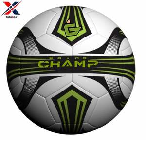 Ballon de football en PU de haute qualité, durable et écologique, personnalisable avec votre propre logo, pour les équipes sportives, utilisation en extérieur, fabriqué au Pakistan - Product Image 3