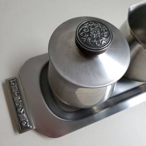 Jarra Multiusos de Acero para Crema, Café, Té y Postres - Product Image 2