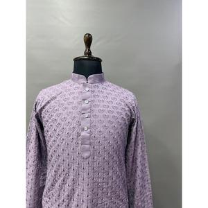 FANCY RAYON BORDADO SECUENCIA TRABAJO HOMBRE KURTA PIJAMA PÚRPURA - Product Image 2