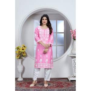 KURTI DE DISEÑO CON BORDADO CHIKANKARI EN RAYÓN CON PENT, COLOR ROSA BABY - Product Image 1