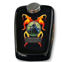 Urne funéraire blanche de style américain et européen en forme de réservoir de carburant avec emblème d'aigle et motif plaque diamantée pour la commémoration des adultes
