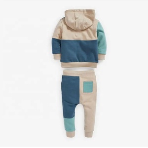 Ensembles de survêtements pour enfants OEM personnalisés ensemble de deux pièces de sweats à capuche pour enfants ensembles de vêtements en polaire de haute qualité survêtements d'hiver - Product Image 4