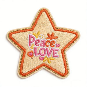 Écussons brodés personnalisés en gros, badges logo de haute qualité, étiquettes pour vêtements à coudre ou thermocollantes, prix usine. - Product Image 4