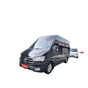 Hyundai Solati 2023, 15 places, boîte automatique, diesel, conduite à gauche, caméra de recul, 79 675 km - Product Image 1