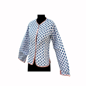 เสื้อแจ็คเก็ตขนแกะผู้หญิงแบบสั้นสำหรับฤดูหนาว พิมพ์ลายบล็อกอินเดียด้วยมือ ระบายอากาศได้ดี ติดกระดุม กลับด้านได้ ผลิตจากผ้าฝ้าย 100% ขายดี - Product Image 4