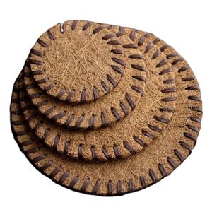 Hot Deal Sous-verres en coco fabriqués à la main-Sous-verres ronds pour boissons-Absorbant résistant à la chaleur à bas prix - Product Image 1