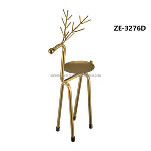 Bougeoir en métal noir fait main par un designer pour Noël, intérieur luxueux, style moderne pour la maison - Product Image 4