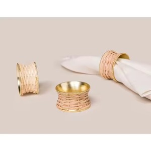 Anneau de serviette en métal de qualité supérieure pour la décoration de table, idéal pour les banquets et les arrangements de mariage - Product Image 1