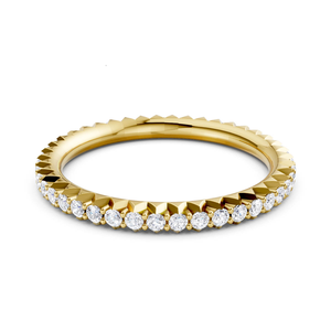 Bague Éternité Facettée en Or 9K la Plus Vendue, Bijou de Corps Fin, Bague en Diamant de Laboratoire Brillant et Contemporain - Product Image 5