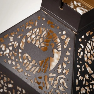 2025 luces de decoración de Navidad Metal estilo marroquí ciervo Cutwork portavelas linterna para el hogar y al aire libre - Product Image 2