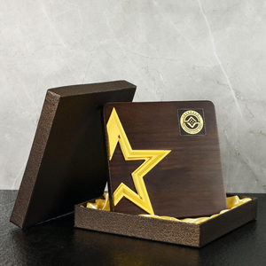 Premio exquisito de madera hecho a mano: una pieza de reconocimiento atemporal por logros sobresalientes y excelencia - Product Image 5