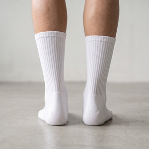 Chaussettes de sport blanches pour la course à pied, respirantes, en coton tricoté, couleur unie, logo sur le bord, pour adultes, été. - Product Image 4