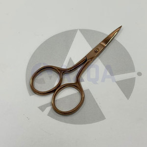 Tijeras de Bordado de Acero Inoxidable con Hoja Curva para Diestros, con Borde Dentado para Cortar Hilo de Coser y Proyectos de Bricolaje - Product Image 4