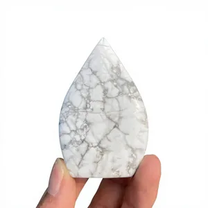 Cristal de Howlite Natural en Forma de Llama de 3 Pulgadas, Gema Blanca Pulida en Forma de Lágrima, Tallada a Mano, Decoración Feng Shui para el Hogar, Cristal para Meditación - Product Image 5