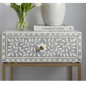 Table de chevet moderne en bois avec incrustation florale artisanale en os, un tiroir, mobilier de chambre, style minimaliste, décoration intérieure - Product Image 1