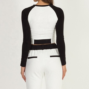 Conjunto Deportivo Informal para Mujer, Top Corto de Color Sólido, Felpa de Algodón Ecológica, Top Corto en Blanco y Negro, Cómodo y Ligero - Product Image 3